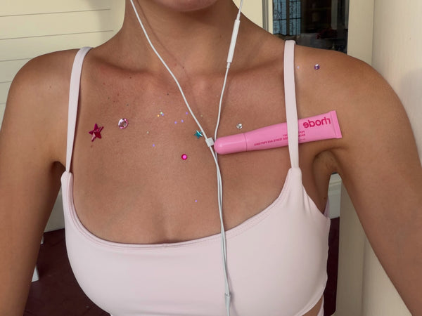 Customer wearing Plové
